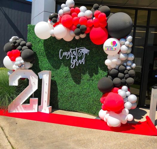 Balloon Class 101 Basics (Garlands & Backdrop Installs)
