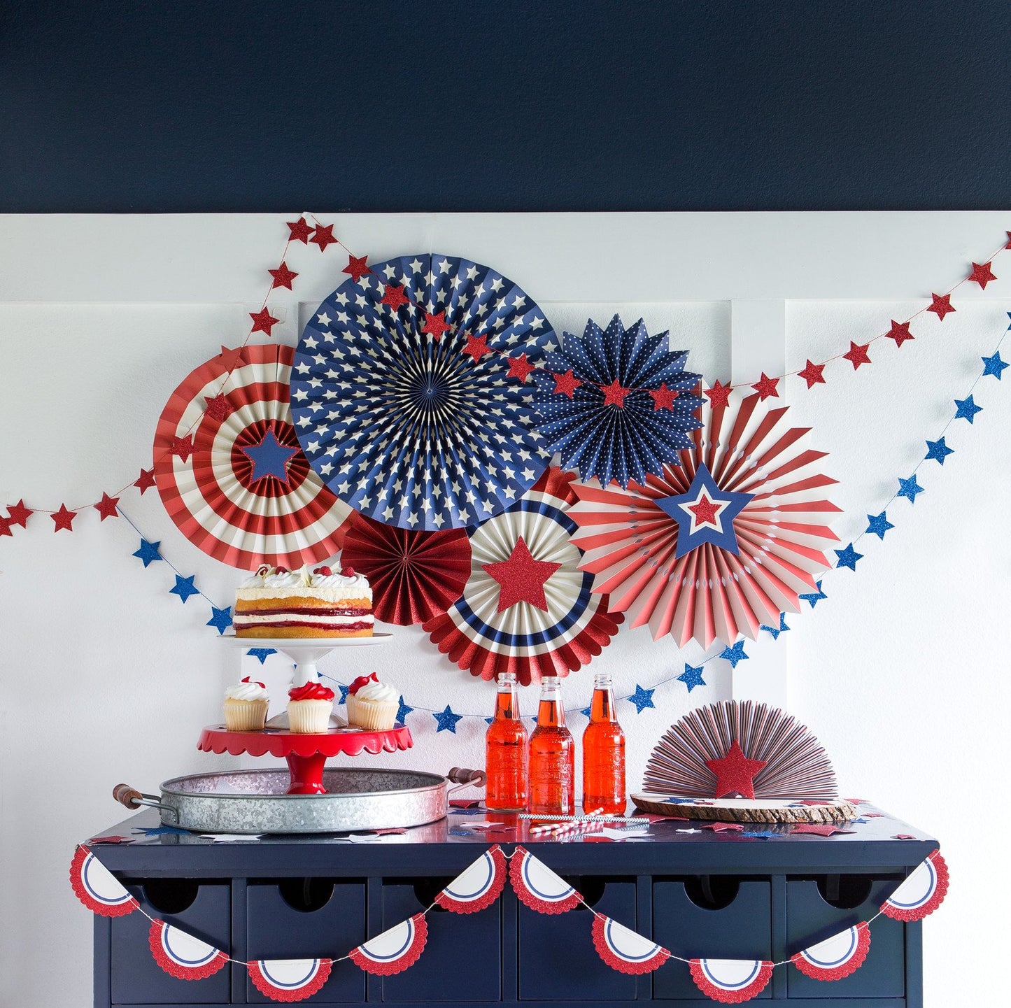 STARS & STRIPES PARTY FANS