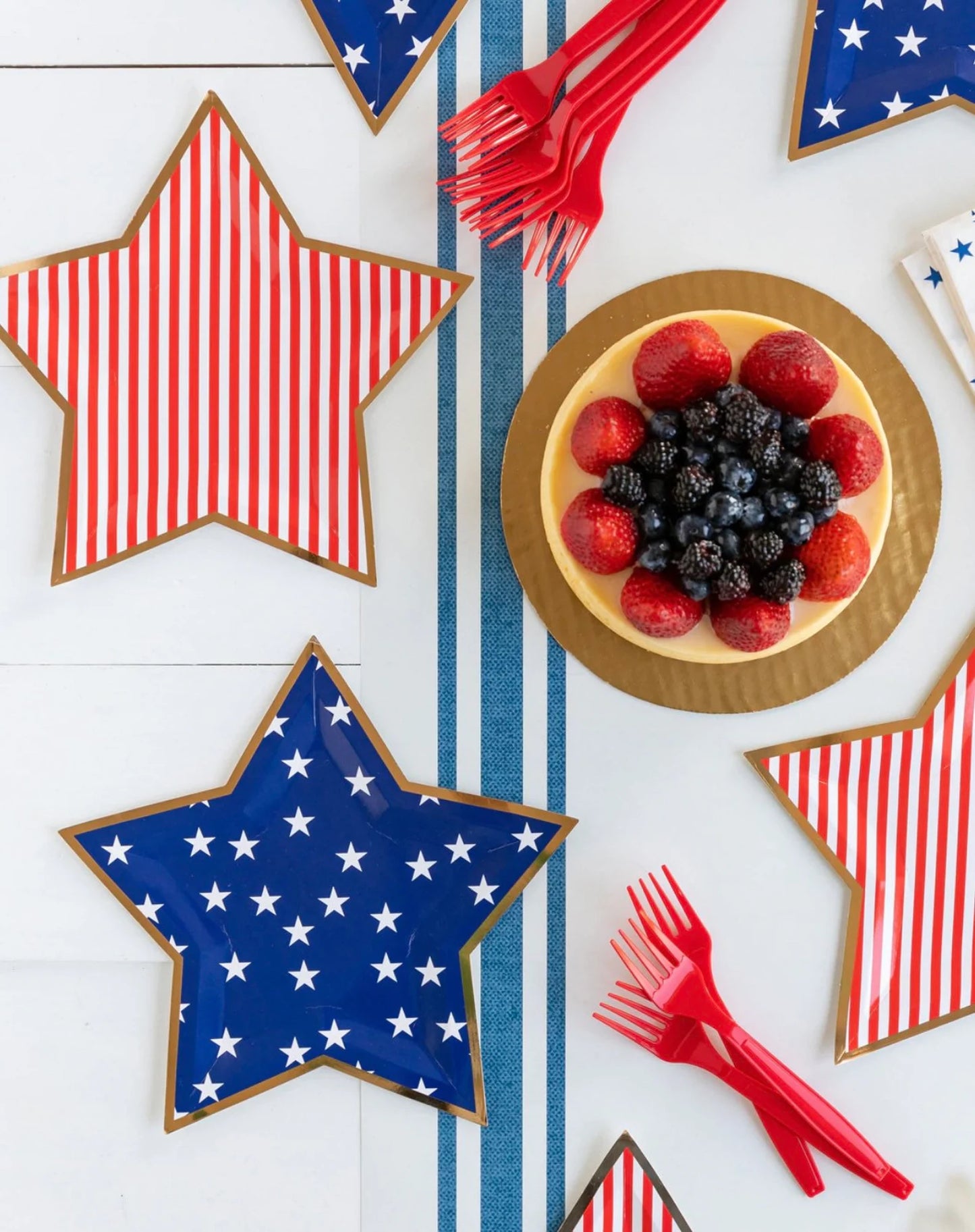 Stars & Stripes Shaped Paper Plates