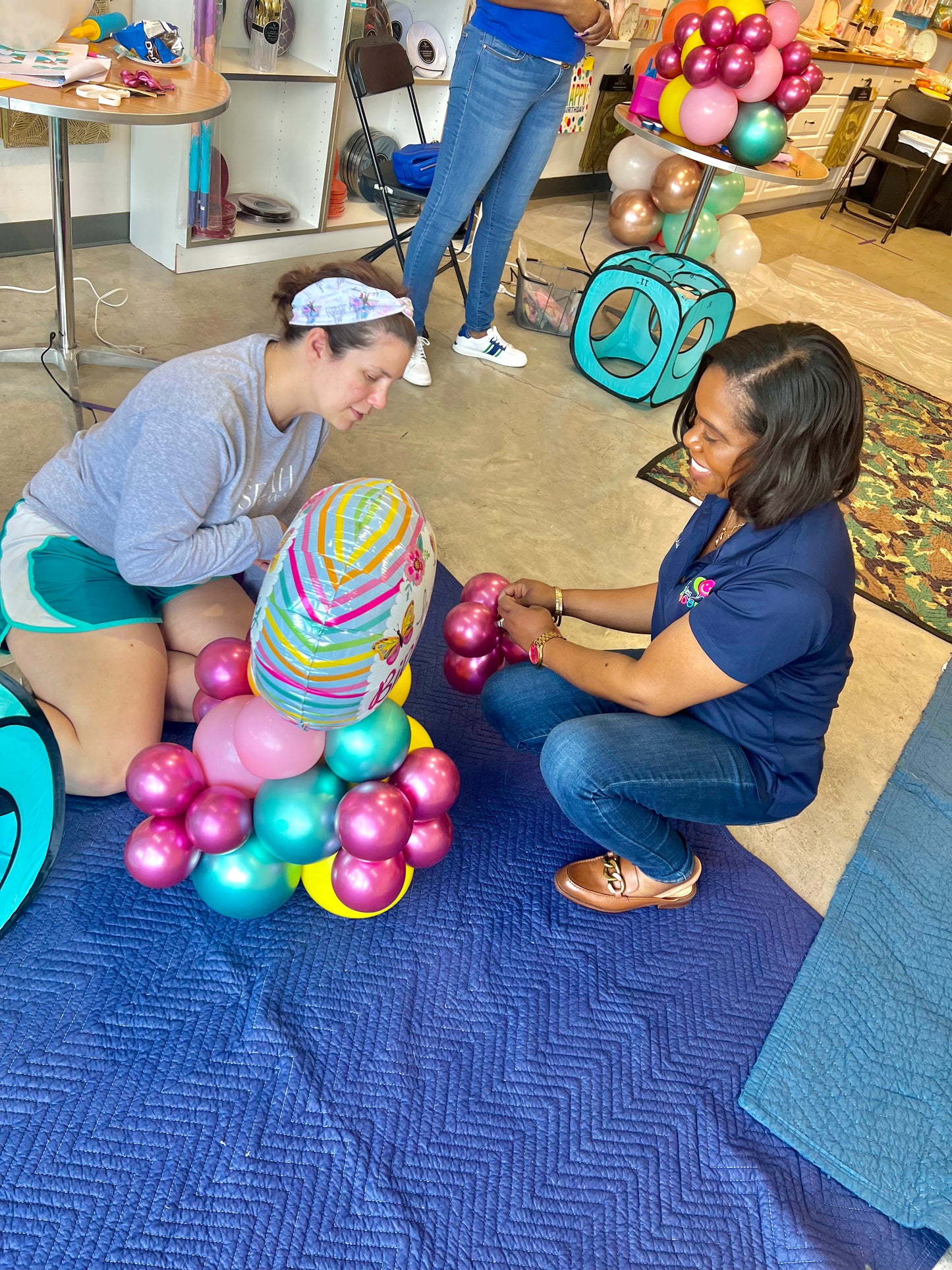 Balloon Class 101 Basics (Garlands & Backdrop Installs)