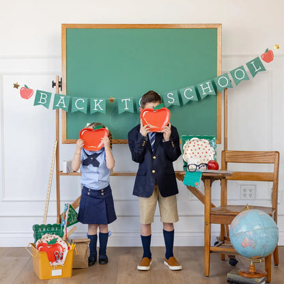 Apple Shaped Paper Plate, 8 Count*