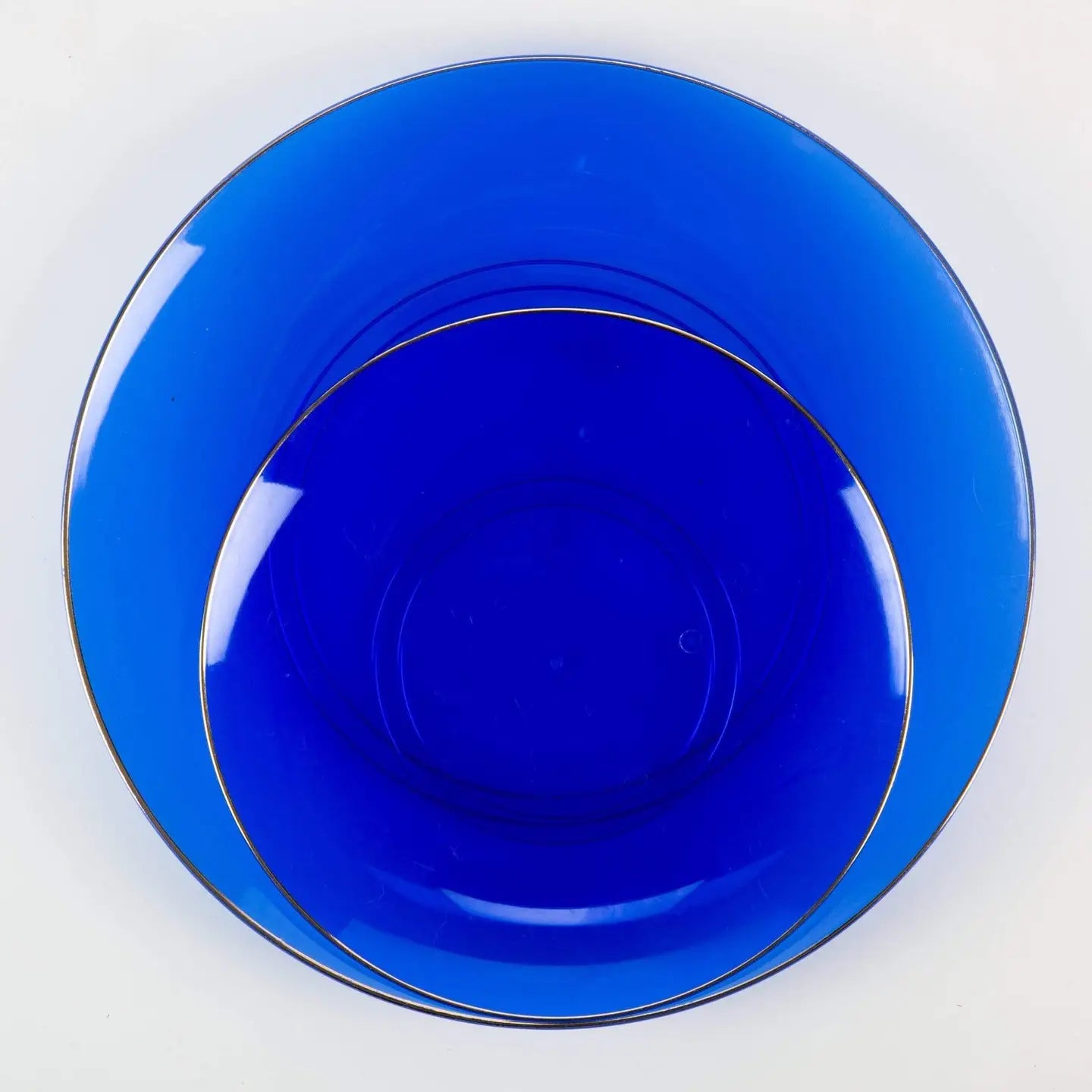 |Round Transparent Bartenura Blue • Gold Plastic Plates / 10 Pack