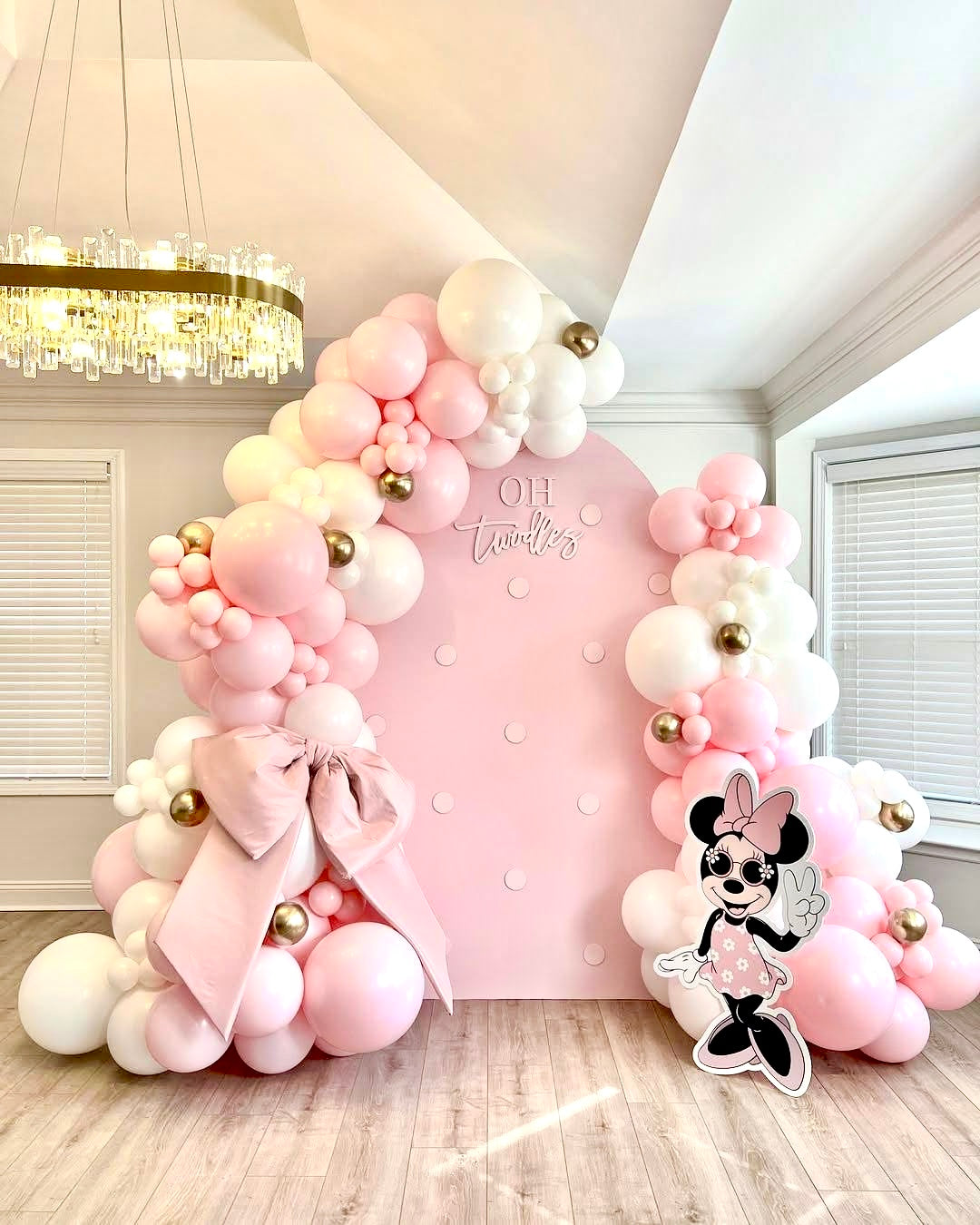 Minnie in Bow Bloom Setup