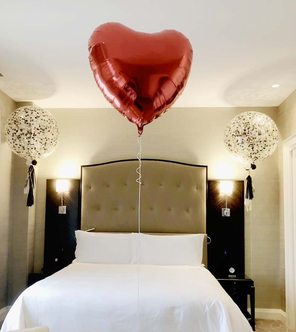 40'' XL Metallic Heart