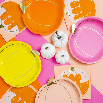 ASSORTED PUMPKIN SHAPED PAPER PLATES