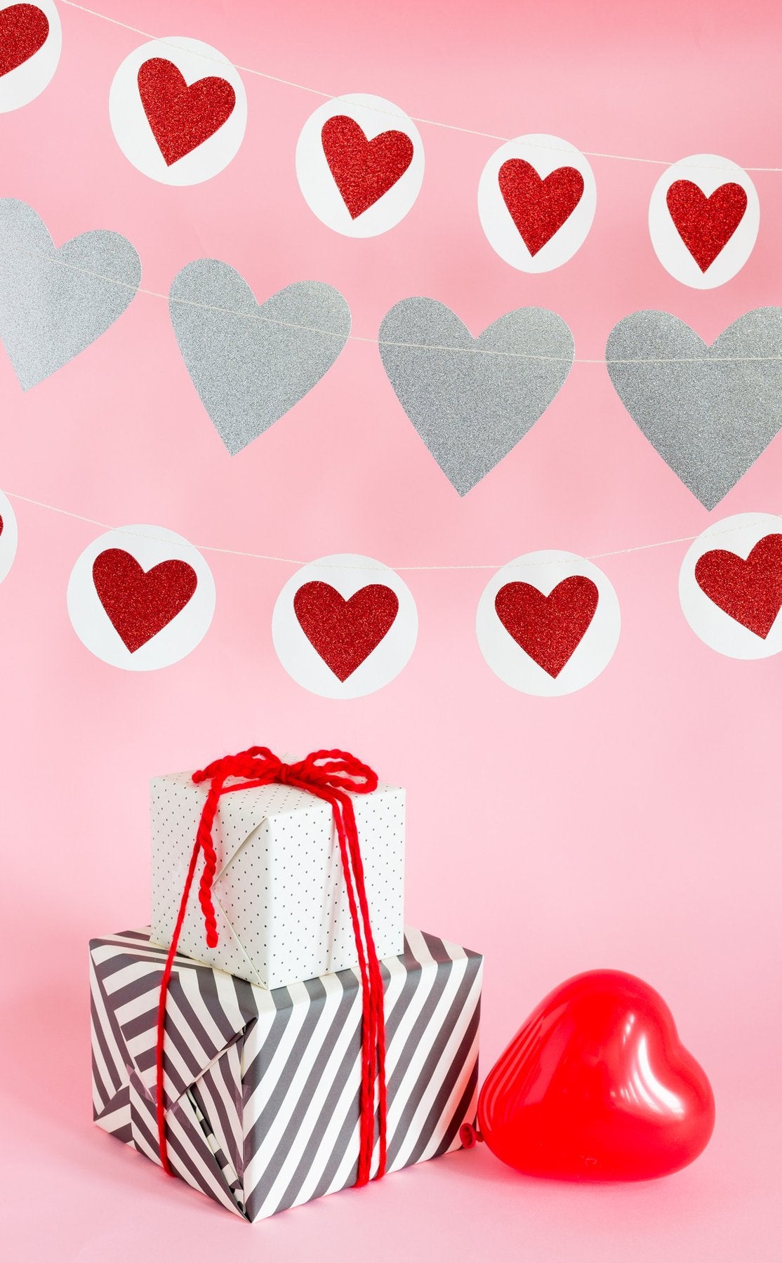 Circle Heart & Heart Banner Set