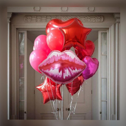 Valentine’s Day Balloon Bundle Red Hearts