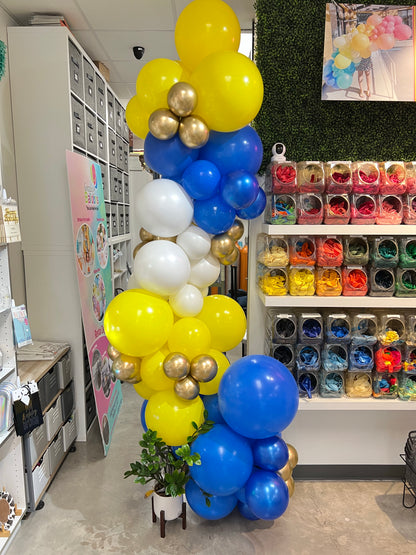 Super Sized  BALLOON GARLAND(TO GO NO INSTALL)