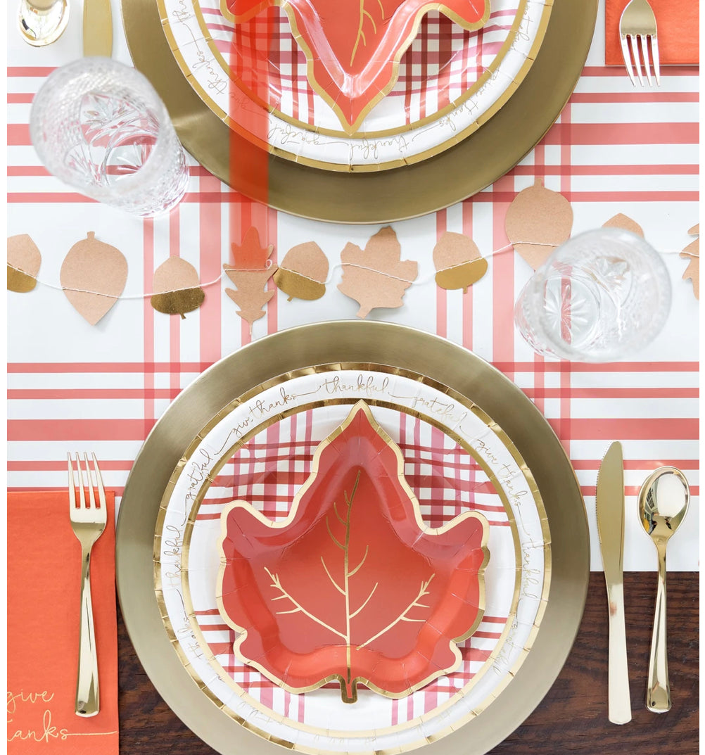 MAPLE LEAF SHAPED 7" PLATE